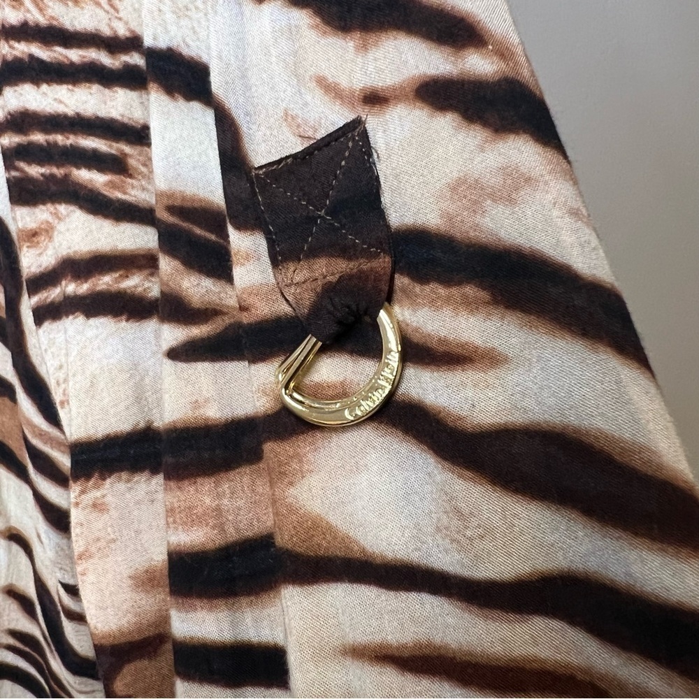 Calvin Klein Size M Leopard print Long Sleeve Front Pockets Button Up Shirt - Picture 6 of 10